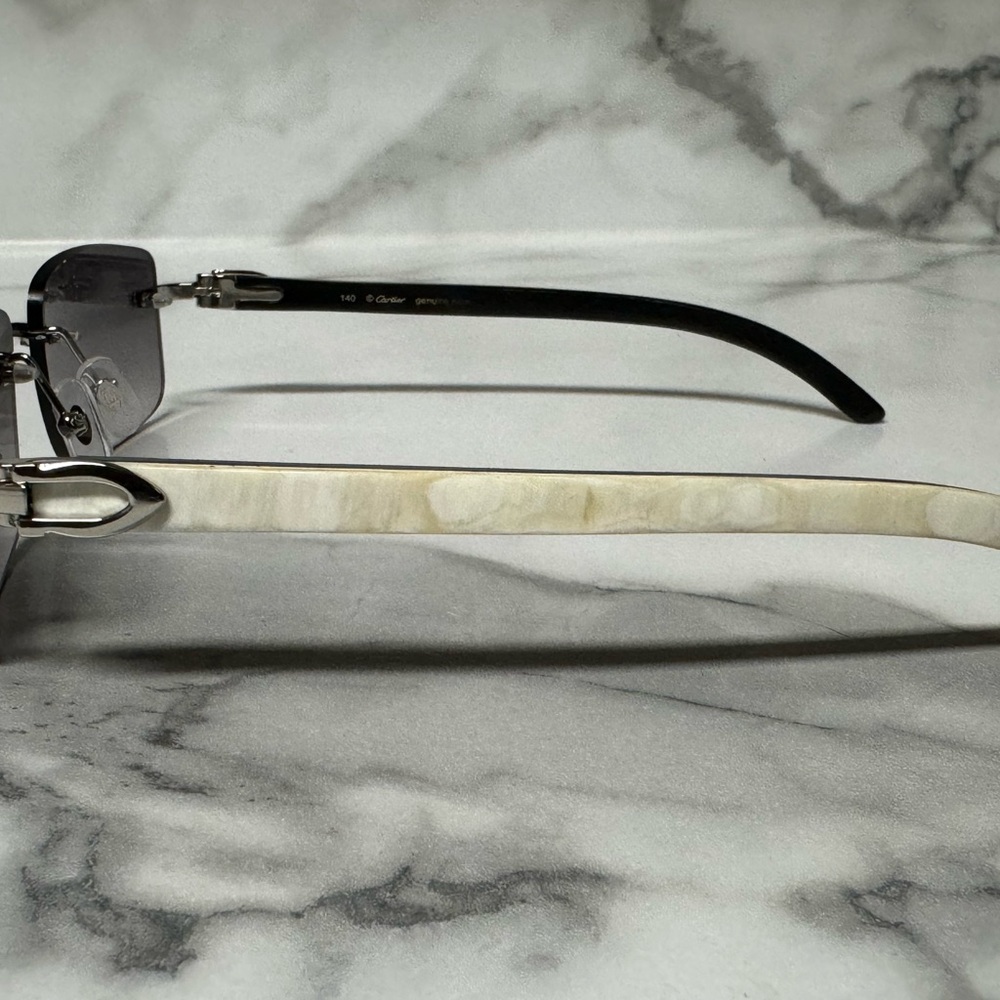 Signature C De Cartier Sunglasses (silver)